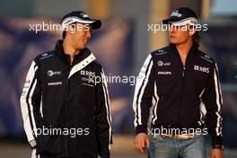 17.04.2009 Shanghai, China,  Kazuki Nakajima (JPN), Williams F1 Team, Nico Rosberg (GER), Williams F1 Team - Formula 1 World Championship, Rd 3, Chinese Grand Prix, Friday