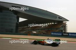17.04.2009 Shanghai, China,  Giancarlo Fisichella (ITA), Force India F1 Team, VJM-02, VJM02, VJM 02- Formula 1 World Championship, Rd 3, Chinese Grand Prix, Friday Practice