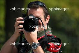 17.04.2009 Shanghai, China,  Russell Batchelor (GBR) xpb photographer - Formula 1 World Championship, Rd 3, Chinese Grand Prix, Friday