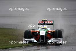 19.04.2009 Shanghai, China,  Giancarlo Fisichella (ITA), Force India F1 Team, VJM-02, VJM02, VJM 02, runs off the road - Formula 1 World Championship, Rd 3, Chinese Grand Prix, Sunday Race