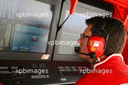 18.04.2009 Shanghai, China,  Chris Dyer (AUS), Scuderia Ferrari, Track Engineer of Kimi Raikkonen (FIN) - Formula 1 World Championship, Rd 3, Chinese Grand Prix, Saturday Qualifying