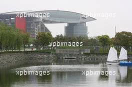 16.04.2009 Shanghai, China,  main pit building - Formula 1 World Championship, Rd 3, Chinese Grand Prix, Thursday