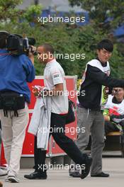 16.04.2009 Shanghai, China,  Lewis Hamilton (GBR), McLaren Mercedes - Formula 1 World Championship, Rd 3, Chinese Grand Prix, Thursday