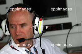 08.05.2009 Barcelona, Spain,  Jock Clear (GBR), BrawnGP, Senior Race Engineer to Rubens Barrichello (BRA) - Formula 1 World Championship, Rd 5, Spanish Grand Prix, Friday Practice