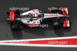 08.05.2009 Barcelona, Spain,  Lewis Hamilton (GBR), McLaren Mercedes, MP4-24 - Formula 1 World Championship, Rd 5, Spanish Grand Prix, Friday Practice