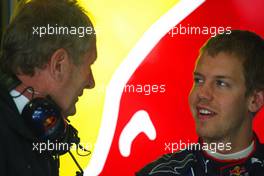 08.05.2009 Barcelona, Spain,  Sebastian Vettel (GER), Red Bull Racing and Helmut Marko (AUT), Red Bull Racing, Red Bull Advisor - Formula 1 World Championship, Rd 5, Spanish Grand Prix, Friday Practice