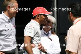 08.05.2009 Barcelona, Spain,  Martin Whitmarsh (GBR), McLaren, Chief Executive Officer; Lewis Hamilton (GBR), McLaren Mercedes and Bernie Ecclestone (GBR), Lewis Hamilton (GBR) honoured at the Circuit de Catalunya - Formula 1 World Championship, Rd 5, Spanish Grand Prix, Friday Practice