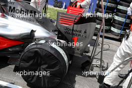 10.05.2009 Barcelona, Spain,  The rear wing of Lewis Hamilton (GBR), McLaren Mercedes - Formula 1 World Championship, Rd 5, Spanish Grand Prix, Sunday Pre-Race Grid