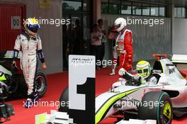 09.05.2009 Barcelona, Spain,  Nico Rosberg (GER), Williams F1 Team looks at Jenson Button (GBR), Brawn GP - Formula 1 World Championship, Rd 5, Spanish Grand Prix, Saturday Qualifying