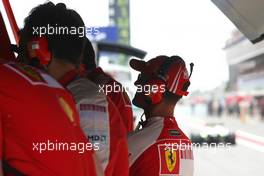 09.05.2009 Barcelona, Spain,  Michael Schumacher (GER), Test Driver and advisor, Scuderia Ferrari  - Formula 1 World Championship, Rd 5, Spanish Grand Prix, Saturday Qualifying
