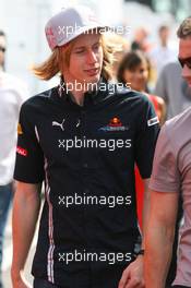 09.05.2009 Barcelona, Spain,  Brendon Hartley (NZL), Test Driver, Red Bull Racing and David Coulthard (GBR), Red Bull Racing, Consultant - Formula 1 World Championship, Rd 5, Spanish Grand Prix, Saturday