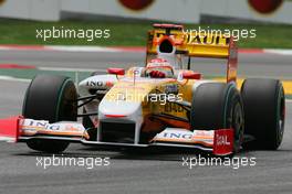 09.05.2009 Barcelona, Spain,  Fernando Alonso (ESP), Renault F1 Team, R29 - Formula 1 World Championship, Rd 5, Spanish Grand Prix, Saturday Qualifying