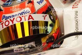 09.05.2009 Barcelona, Spain,  Timo Glock (GER), Toyota F1 Team, Pitlane, Box, Garage - Formula 1 World Championship, Rd 5, Spanish Grand Prix, Saturday Practice