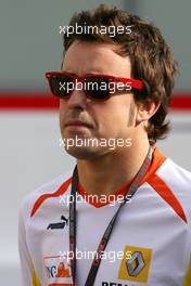 09.05.2009 Barcelona, Spain,  Fernando Alonso (ESP), Renault F1 Team  - Formula 1 World Championship, Rd 5, Spanish Grand Prix, Saturday