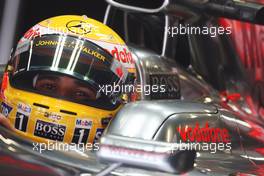 09.05.2009 Barcelona, Spain,  Lewis Hamilton (GBR), McLaren Mercedes, Pitlane, Box, Garage - Formula 1 World Championship, Rd 5, Spanish Grand Prix, Saturday Practice