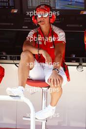 21.08.2009 Valencia, Spain,  Michael Schumacher (GER), Test Driver, Scuderia Ferrari on the pit wall - Formula 1 World Championship, Rd 11, European Grand Prix, Friday Practice