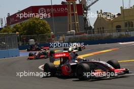 23.08.2009 Valencia, Spain,  Lewis Hamilton (GBR), McLaren Mercedes, MP4-24 leads the start of the race - Formula 1 World Championship, Rd 11, European Grand Prix, Sunday Race