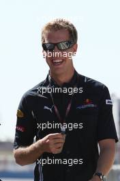20.08.2009 Valencia, Spain,  Sebastian Vettel (GER), Red Bull Racing walks the track - Formula 1 World Championship, Rd 11, European Grand Prix, Thursday