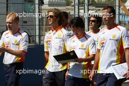 20.08.2009 Valencia, Spain,  Romain Grosjean (FRA), Renault F1 Team, walks the track - Formula 1 World Championship, Rd 11, European Grand Prix, Thursday