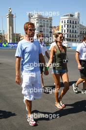 20.08.2009 Valencia, Spain,  Jenson Button (GBR), Brawn GP and his girlfriend Jessica Michibata (JPN) - Formula 1 World Championship, Rd 11, European Grand Prix, Thursday