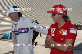 20.08.2009 Valencia, Spain,  Robert Kubica (POL),  BMW Sauber F1 Team, Kimi Raikkonen (FIN), Räikkönen, Scuderia Ferrari - Formula 1 World Championship, Rd 11, European Grand Prix, Thursday