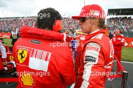 21.06.2009 Silverstone, England,  Kimi Raikkonen (FIN), Räikkönen, Scuderia Ferrari - Formula 1 World Championship, Rd 8, British Grand Prix, Sunday Pre-Race Grid