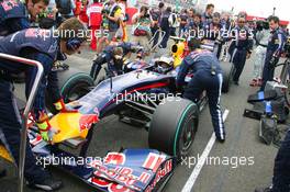 21.06.2009 Silverstone, England,  Sebastian Vettel (GER), Red Bull Racing, RB5 - Formula 1 World Championship, Rd 8, British Grand Prix, Sunday Pre-Race Grid