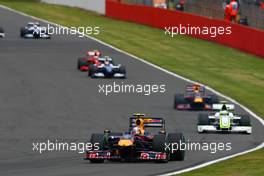 21.06.2009 Silverstone, England,  Sebastian Vettel (GER), Red Bull Racing, RB5 leads Rubens Barrichello (BRA), Brawn GP, BGP001, BGP 001 - Formula 1 World Championship, Rd 8, British Grand Prix, Sunday Race