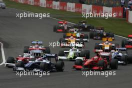 21.06.2009 Silverstone, England,  Start of the race, Kazuki Nakajima (JPN), Williams F1 Team  - Formula 1 World Championship, Rd 8, British Grand Prix, Sunday Race