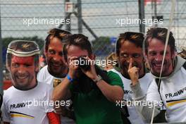 20.06.2009 Silverstone, England,  Fans of Jenson Button (GBR), Brawn GP   - Formula 1 World Championship, Rd 8, British Grand Prix, Saturday