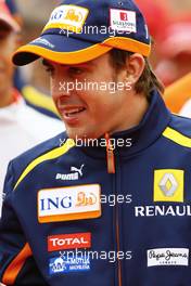 21.06.2009 Silverstone, England,  Fernando Alonso (ESP), Renault F1 Team - Formula 1 World Championship, Rd 8, British Grand Prix, Sunday