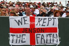 21.06.2009 Silverstone, England,  Fan poster for Jenson Button (GBR), Brawn GP, BGP001, BGP 001 - Formula 1 World Championship, Rd 8, British Grand Prix, Sunday