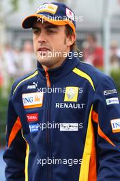 21.06.2009 Silverstone, England,  Fernando Alonso (ESP), Renault F1 Team - Formula 1 World Championship, Rd 8, British Grand Prix, Sunday