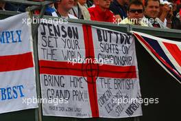 21.06.2009 Silverstone, England,  Fan poster of Jenson Button (GBR), Brawn GP - Formula 1 World Championship, Rd 8, British Grand Prix, Sunday