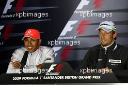 18.06.2009 Silverstone, England,  Lewis Hamilton (GBR), McLaren Mercedes, Jenson Button (GBR), Brawn GP - Formula 1 World Championship, Rd 8, British Grand Prix, Thursday Press Conference