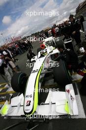 12.07.2009 NŸrburg, Germany,  Jenson Button (GBR), Brawn GP  - Formula 1 World Championship, Rd 9, German Grand Prix, Sunday Pre-Race Grid