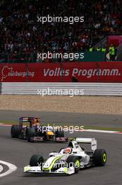 12.07.2009 Nürburg, Germany,  Rubens Barrichello (BRA), Brawn GP, Mark Webber (AUS), Red Bull Racing - Formula 1 World Championship, Rd 9, German Grand Prix, Sunday Race