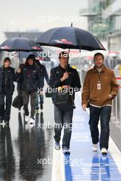 09.07.2009 NŸrburg, Germany,  Sebastien Bourdais (FRA), Scuderia Toro Rosso and Jaime Alguersuari (SPA), Test Driver, Red Bull Racing  - Formula 1 World Championship, Rd 9, German Grand Prix, Thursday