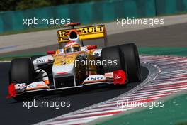 24.07.2009 Budapest, Hungary,  Fernando Alonso (ESP), Renault F1 Team, R29 - Formula 1 World Championship, Rd 10, Hungarian Grand Prix, Friday Practice