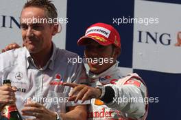 26.07.2009 Budapest, Hungary,  Martin Whitmarsh (GBR), McLaren, Chief Executive Officer and Lewis Hamilton (GBR), McLaren Mercedes - Formula 1 World Championship, Rd 10, Hungarian Grand Prix, Sunday Podium