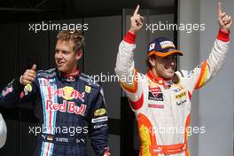 25.07.2009 Budapest, Hungary,  Sebastian Vettel (GER), Red Bull Racing, Fernando Alonso (ESP), Renault F1 Team - Formula 1 World Championship, Rd 10, Hungarian Grand Prix, Saturday Qualifying