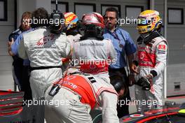 25.07.2009 Budapest, Hungary,  Heikki Kovalainen (FIN), McLaren Mercedes, Lewis Hamilton (GBR), McLaren Mercedes - Formula 1 World Championship, Rd 10, Hungarian Grand Prix, Saturday Qualifying