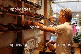 23.07.2009 Budapest, Hungary,  Nico Rosberg (GER), Williams F1 Team, goes to the Vass Shoe Shop in Budapest to look at hand made shoes - Formula 1 World Championship, Rd 10, Hungarian Grand Prix, Thursday