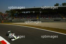 11.09.2009 Monza, Italy,  Rubens Barrichello (BRA), BrawnGP, BGP001 - Formula 1 World Championship, Rd 13, Italian Grand Prix, Friday Practice