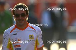 11.09.2009 Monza, Italy,  Fernando Alonso (ESP), Renault F1 Team - Formula 1 World Championship, Rd 13, Italian Grand Prix, Friday