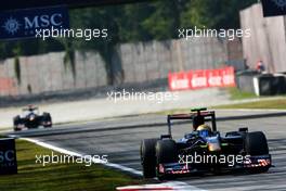 13.09.2009 Monza, Italy,  Sébastien Buemi (SUI), Scuderia Toro Rosso, STR04 - Formula 1 World Championship, Rd 13, Italian Grand Prix, Sunday Race