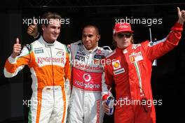 12.09.2009 Monza, Italy,  Adrian Sutil (GER), Force India F1 Team, Lewis Hamilton (GBR), McLaren Mercedes and Kimi Raikkonen (FIN), Räikkönen, Scuderia Ferrari - Formula 1 World Championship, Rd 13, Italian Grand Prix, Saturday Qualifying