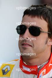 12.09.2009 Monza, Italy,  Fernando Alonso (ESP), Renault F1 Team - Formula 1 World Championship, Rd 13, Italian Grand Prix, Saturday Practice