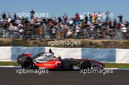 12.02.2009 Jerez, Spain,  Lewis Hamilton (GBR), McLaren Mercedes, MP4-24 - Formula 1 Testing, Jerez