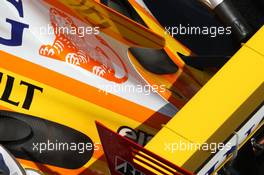 16.03.2009 Jerez, Spain,  Renault F1 Team, R29, nosecone detail - Formula 1 Testing, Jerez